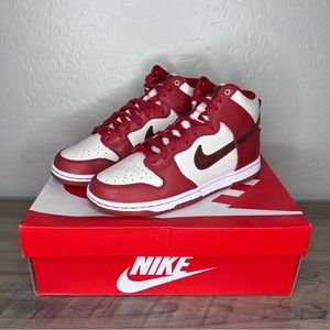 Nike Dunk High 70 - Cinnabar/Sail Women’s 8.5 (7Y/Men’s Size 7)